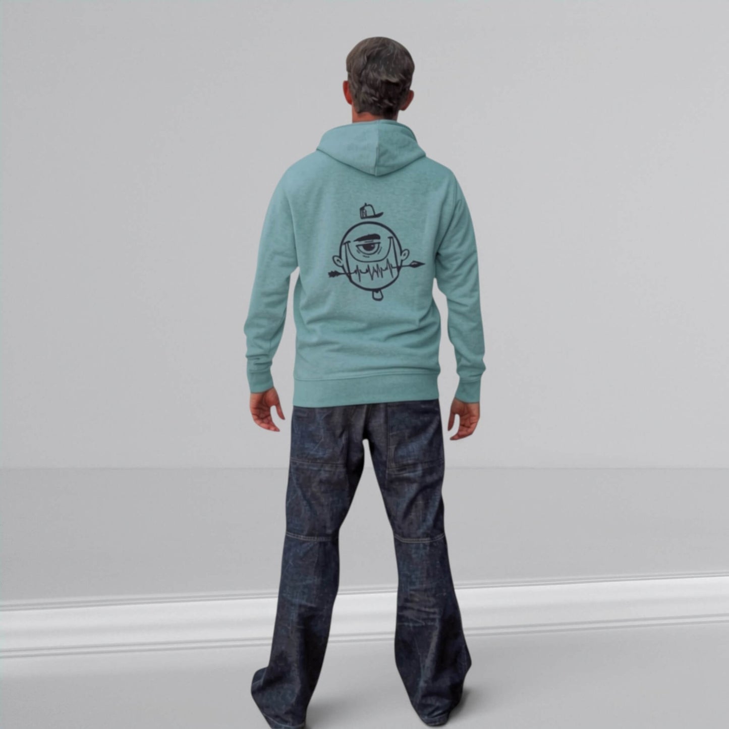 ISIZWE sudadera con capucha de algodón azul verdoso con estampado gráfico en la espalda. Modelo masculino de espaldas.